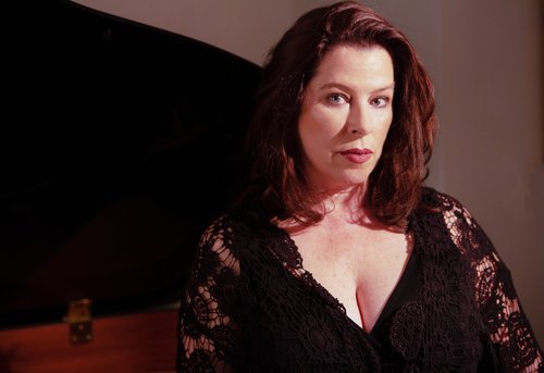 Rebecca Harrold, Pianist